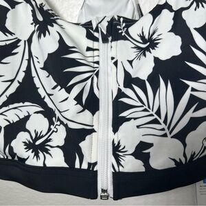 Black and White Floral Zip-Up Swim top 50 UPF
